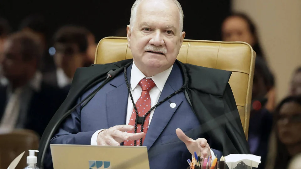 Ministro Edson Fachin durante sessão do Supremo Tribunal Federal